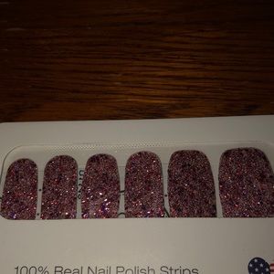 Color Street Nail Strips: Southern Belle